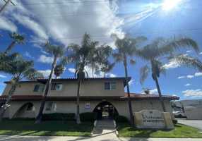 featured image of 421 S Mollison Ave