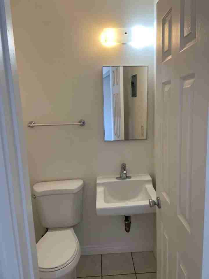 1058-60 E Foothill Blvd Warwick LLC - Photo 5 of 16