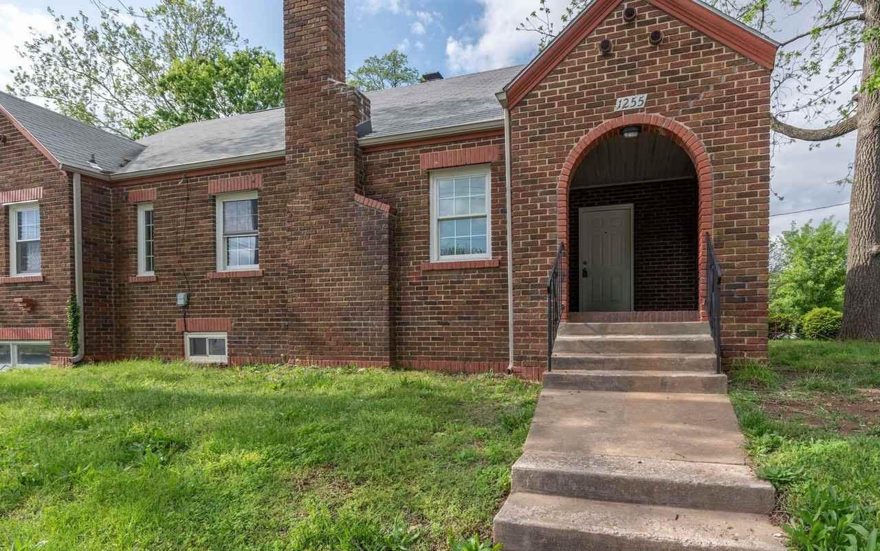 1255 E Grand St - Photo 2 of 19