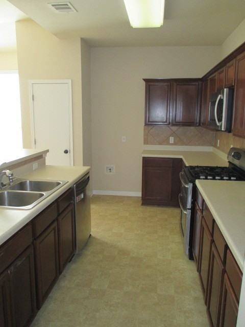 4116 Hidden View Ct - Photo 4 of 11