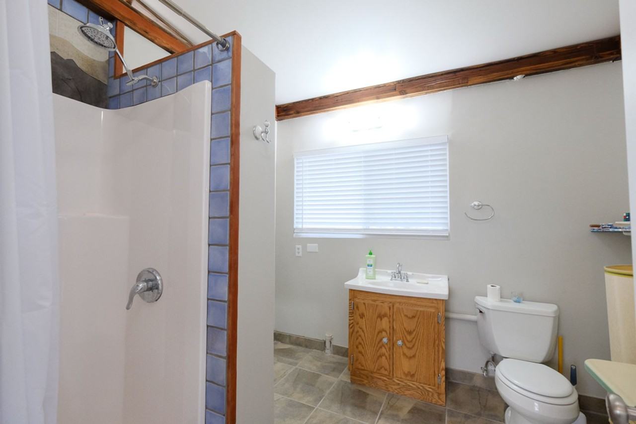 333 Flamingo Ave - Photo 3 of 12