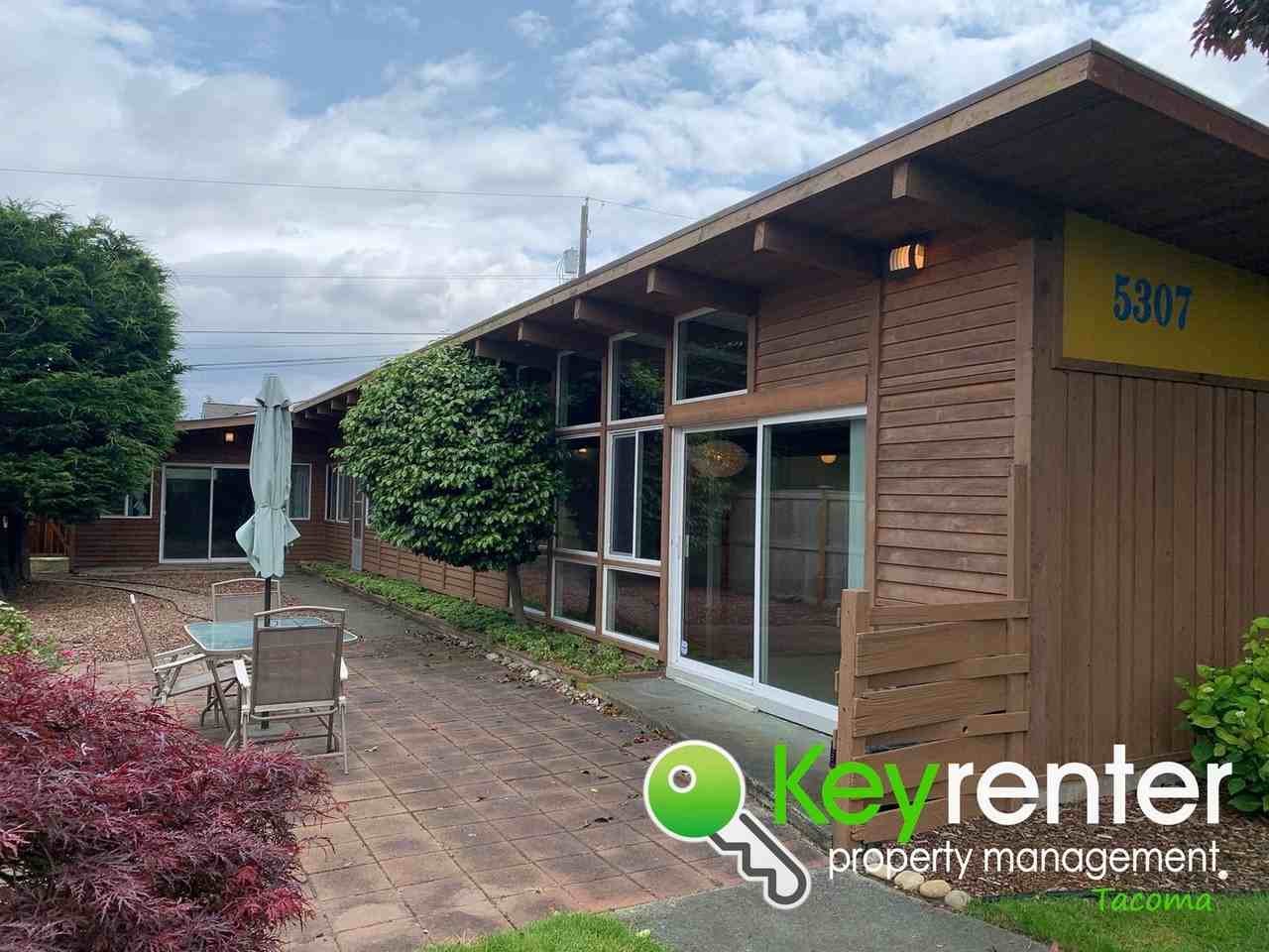 5307 N Pearl St - Photo 2 of 37