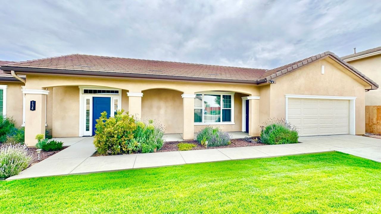 134 Kaden Ct - Photo 2 of 47