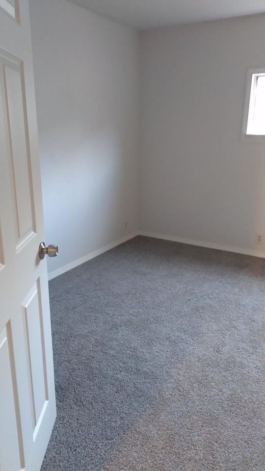 1253 Se Mill St - Photo 6 of 11