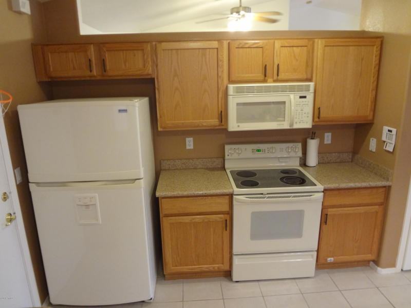 1341 W Bartlett Way - Photo 3 of 13