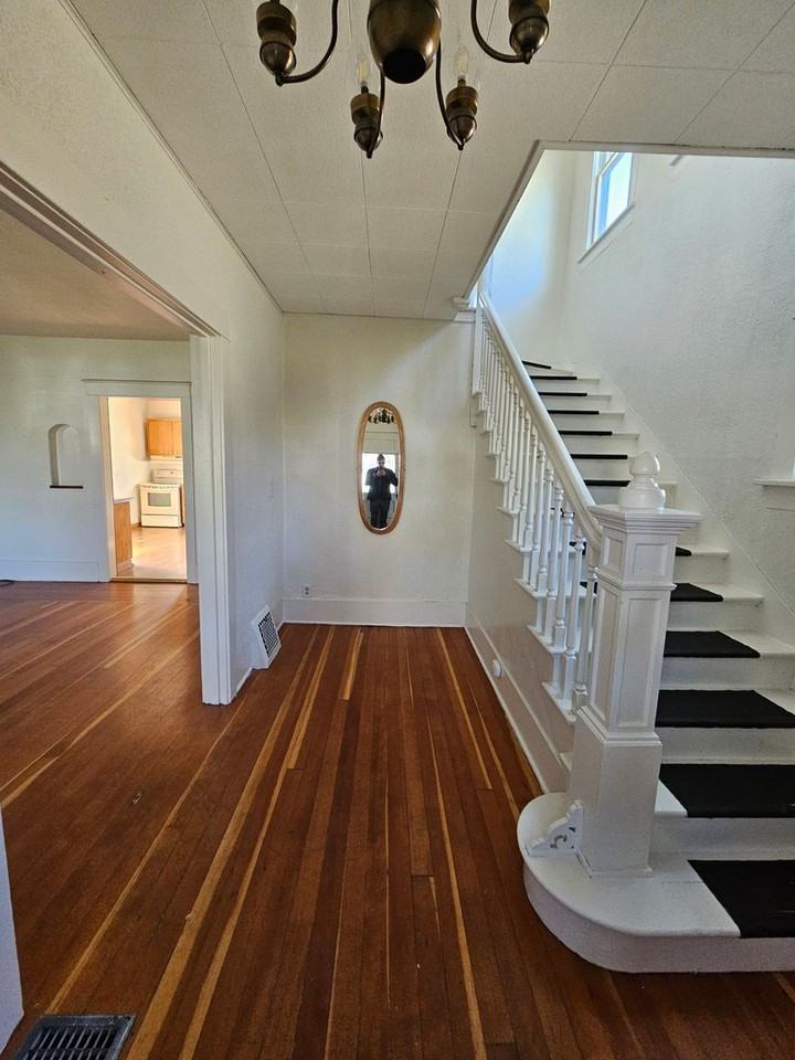 628 Edith St - Photo 4 of 13