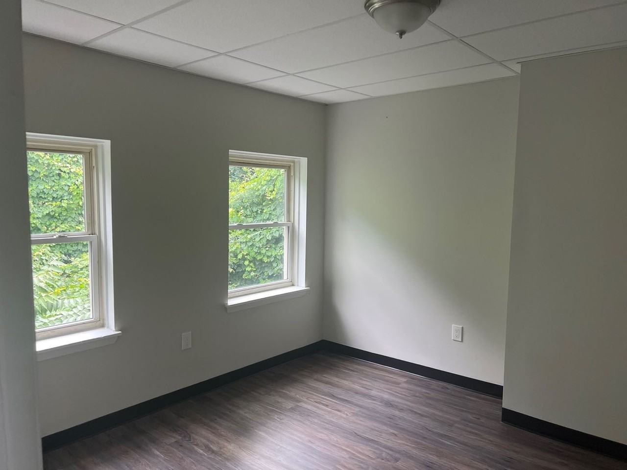 2017-2031 DE RUAD ST - Photo 6 of 13