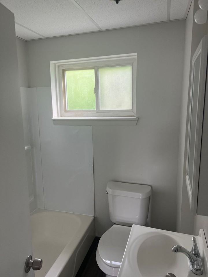 2017-2031 DE RUAD ST - Photo 7 of 13