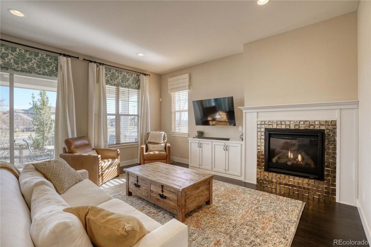 13700 Raritan Dr - Photo 6 of 32