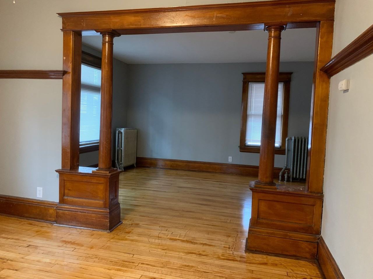 123 Wayzata St - Photo 2 of 7