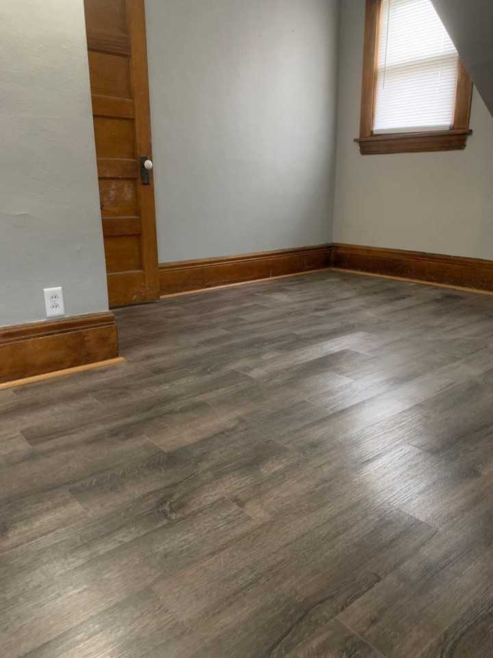 123 Wayzata St - Photo 7 of 7