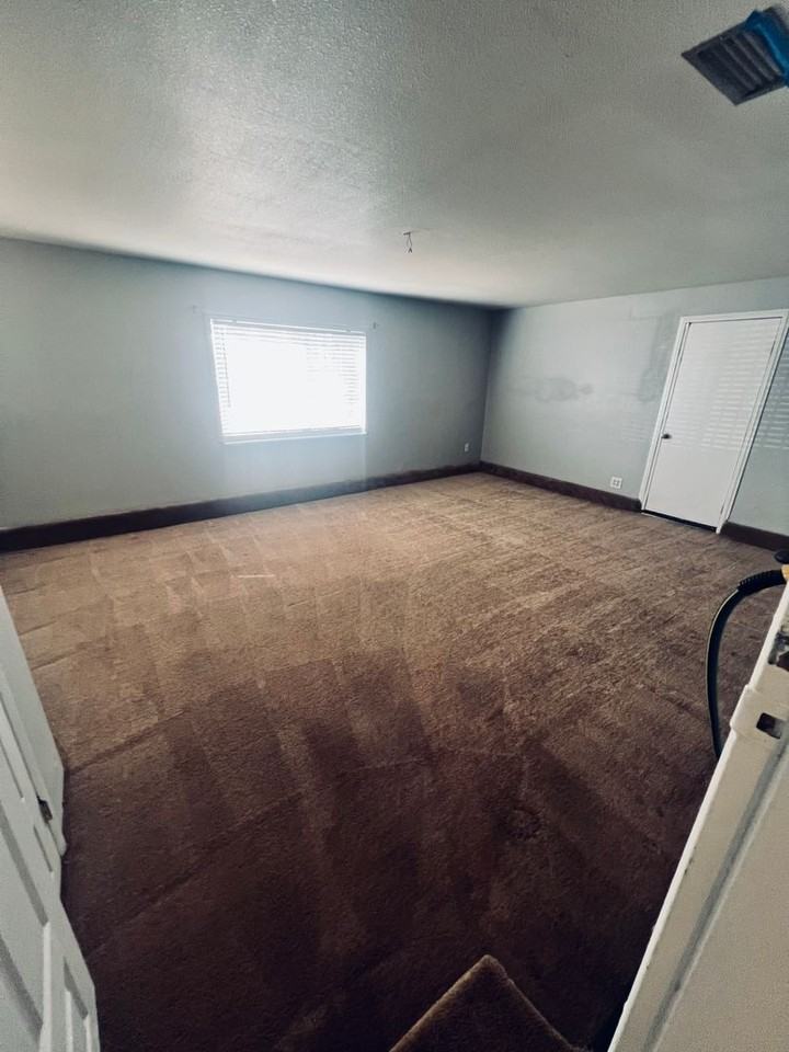 1524 Vala Circle - Photo 4 of 15