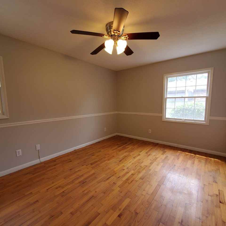 1503 Fresno Street - Photo 6 of 15