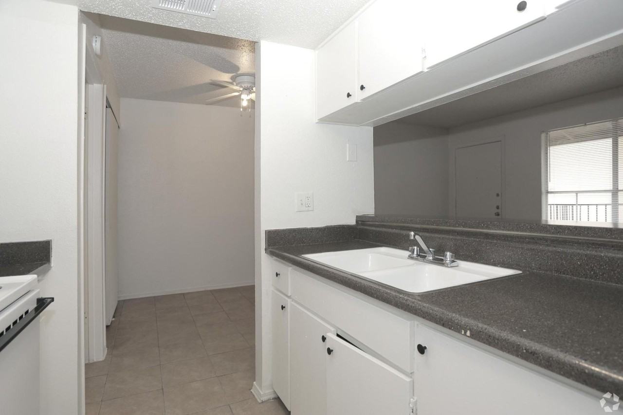 The Flats 9338 - Photo 4 of 50