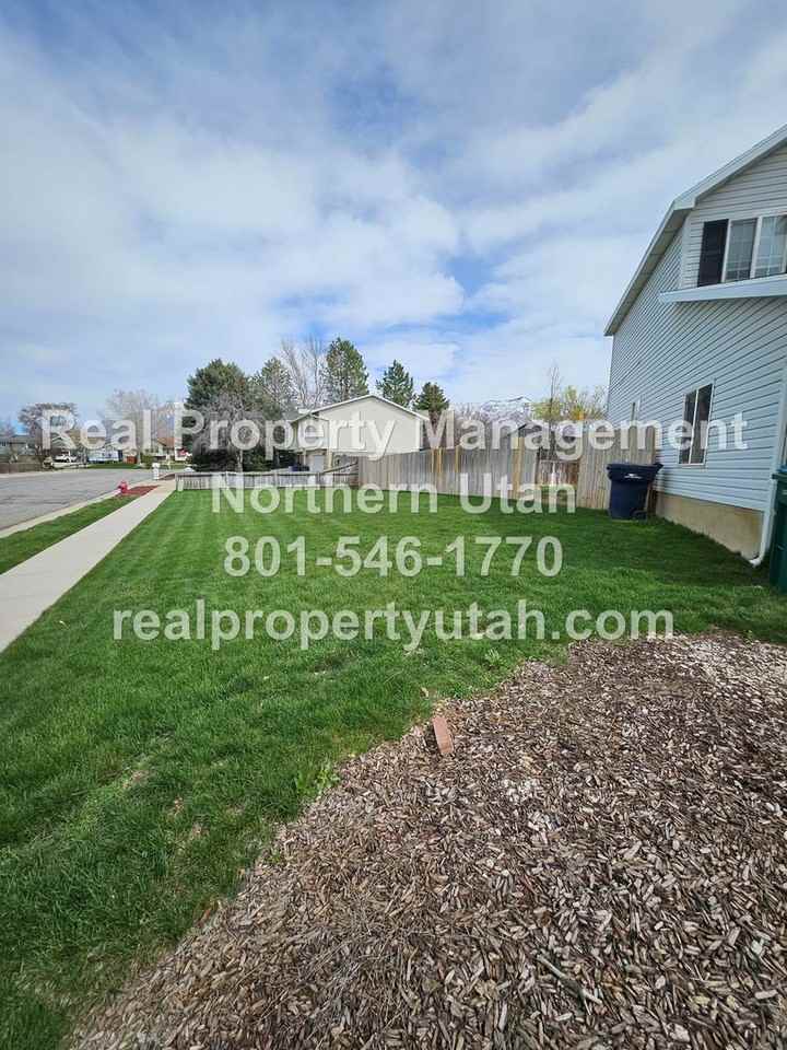 1132 N New Jersey Ave - Photo 3 of 22