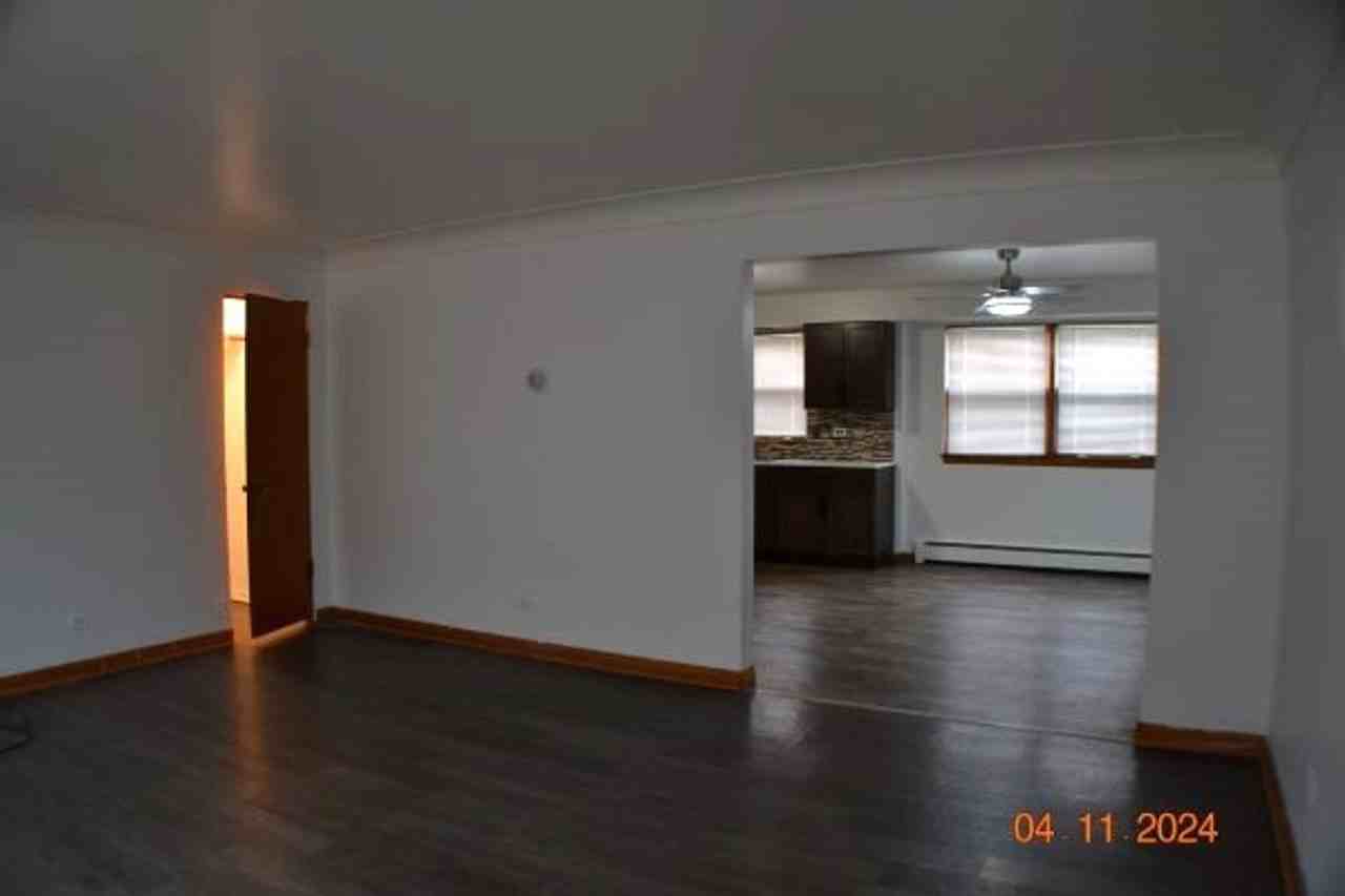 916 Elder Road - Photo 2 of 15