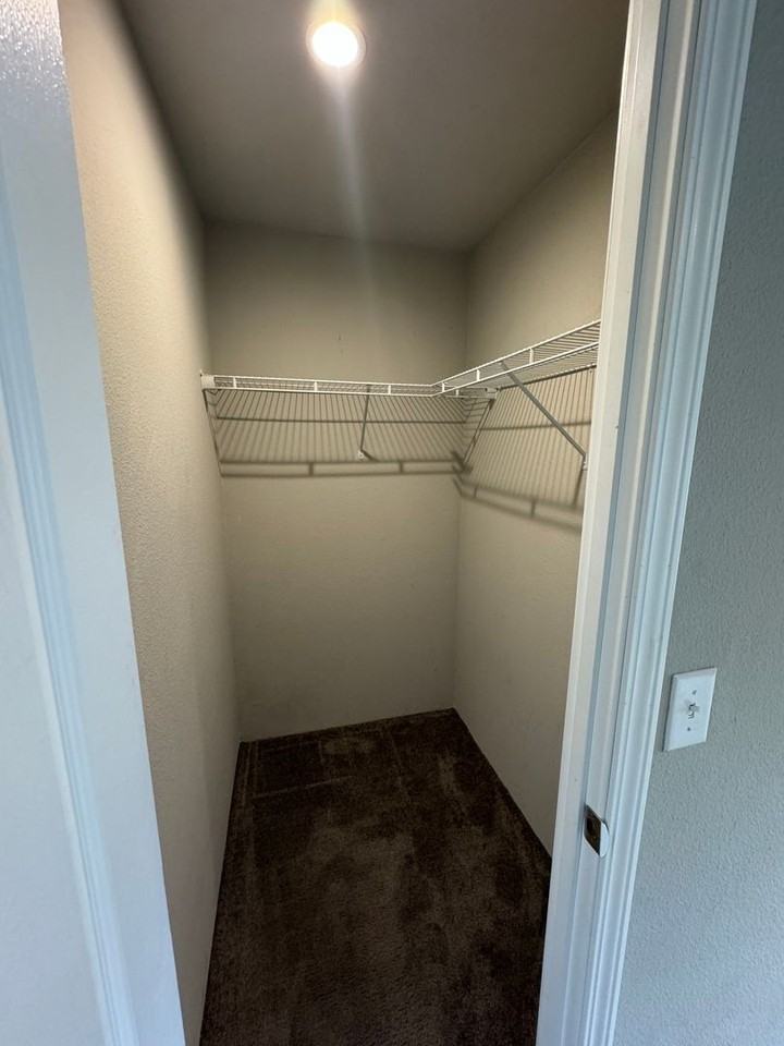 512 Sw 15th St - Photo 5 of 8