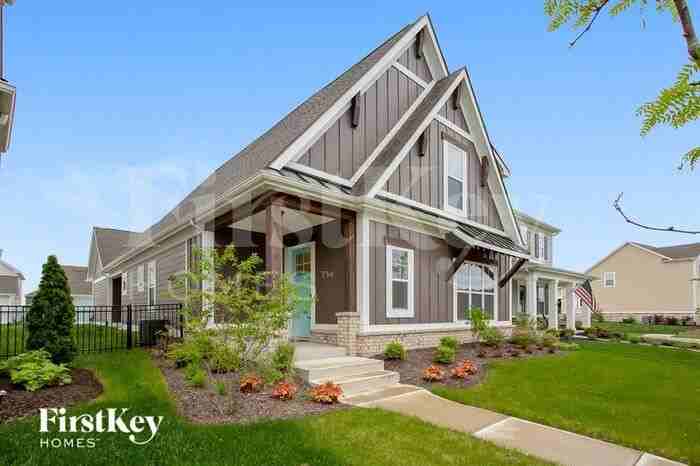 1542 Cloverdon Dr - Photo 2 of 15