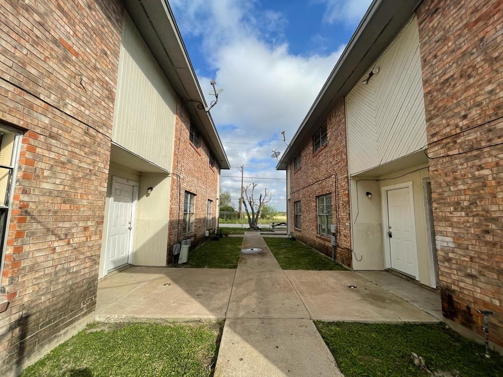 712 E Sugarcane Dr #NA - Photo 2 of 6