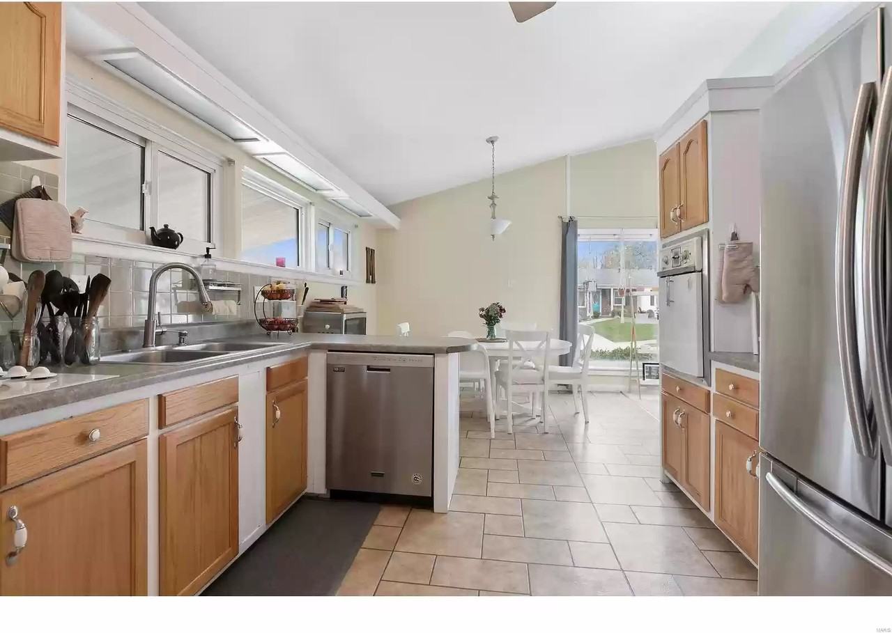 527 Joshua Dr #NA - Photo 6 of 19