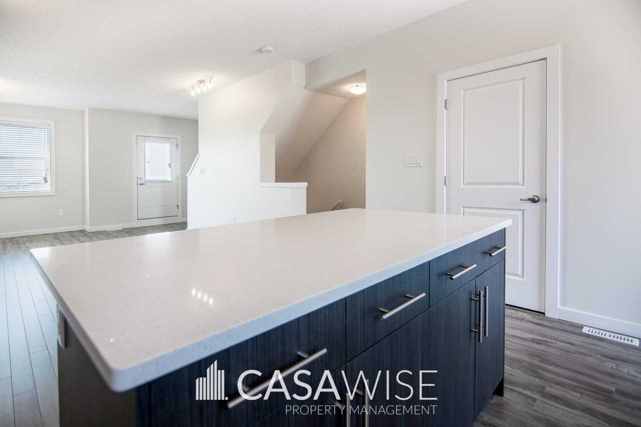 655 - 655 Watt Boulevard Southwest #120 - Photo 4 of 14