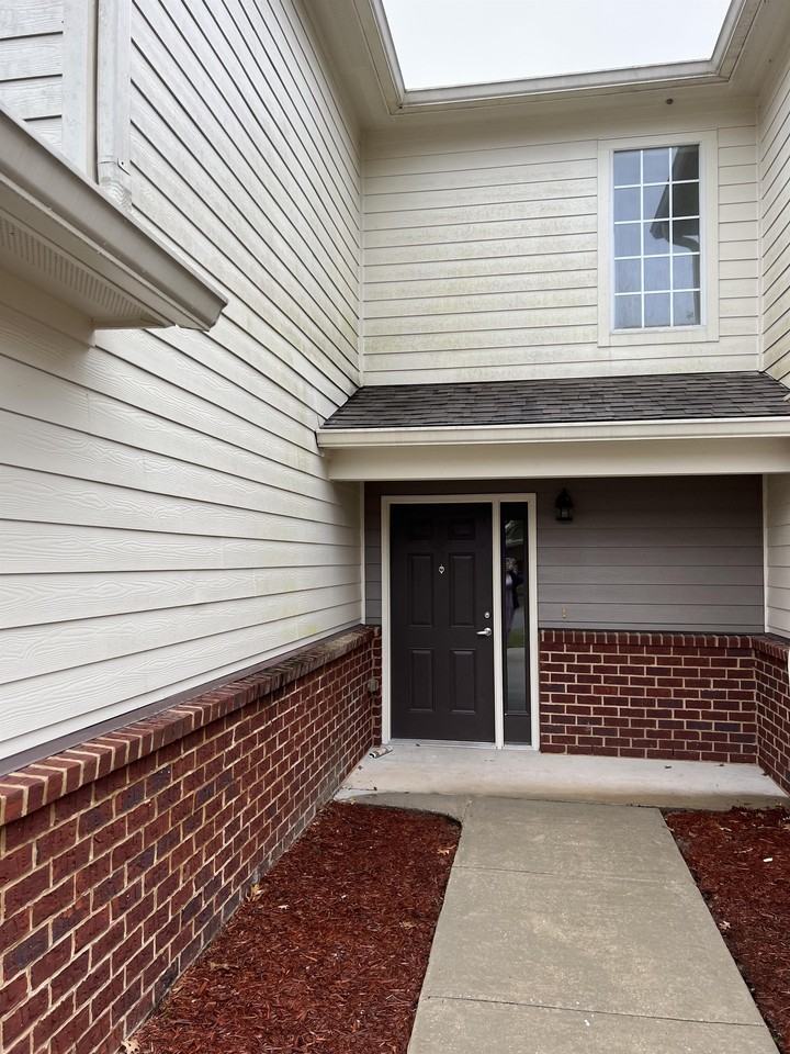 502 Wingspan Way #126 - Photo 2 of 27