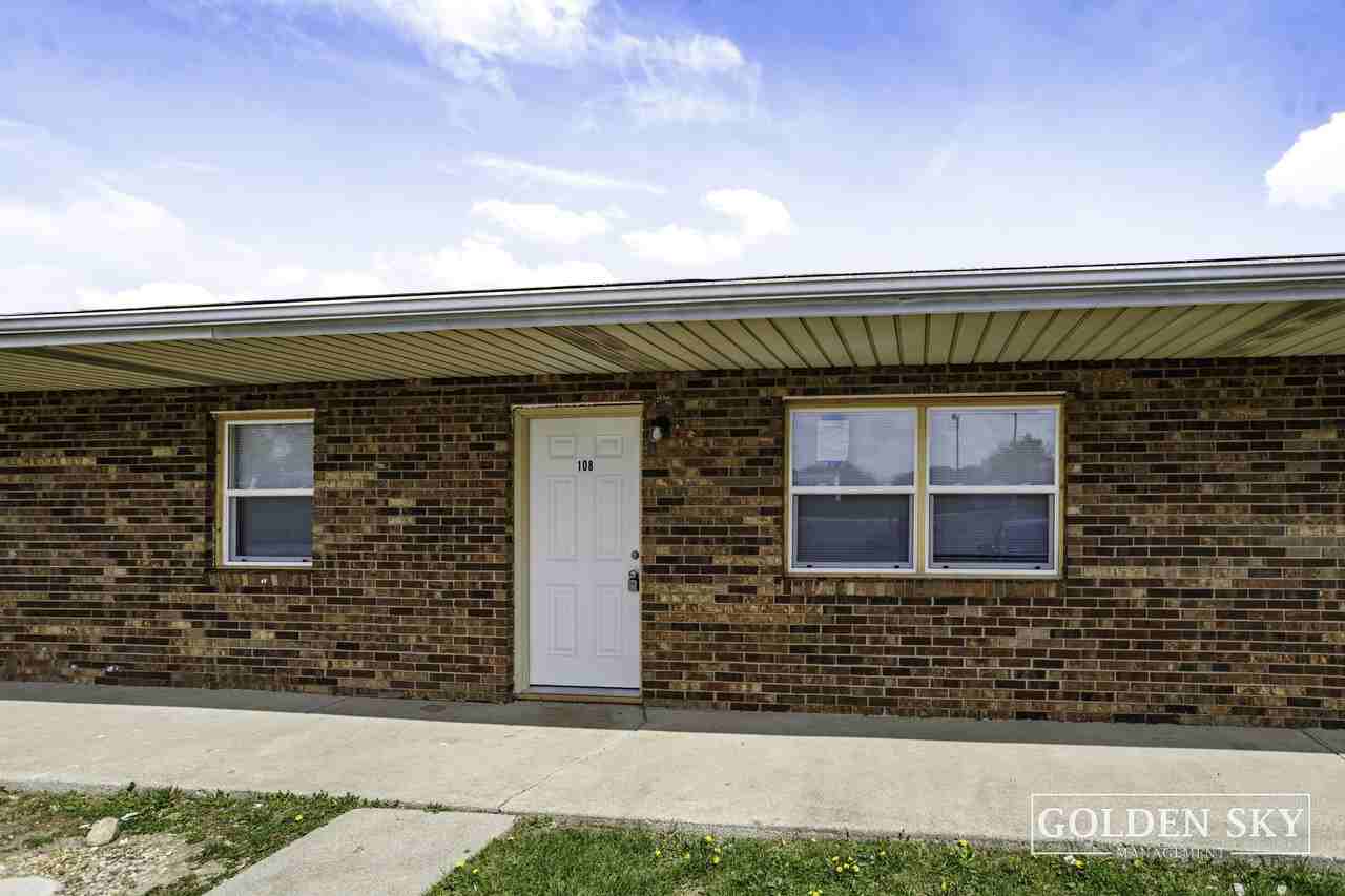 108 S Keystone Cir 1, Muncie, IN 47303 2 Bedroom Apartment for 825