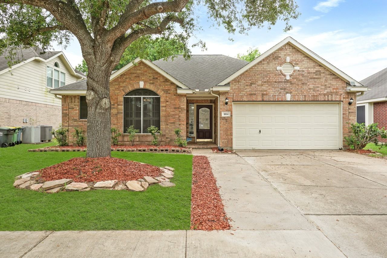 1014 Beckton Ln, Pearland, TX 77584, USA 2 unit Rentals Zumper