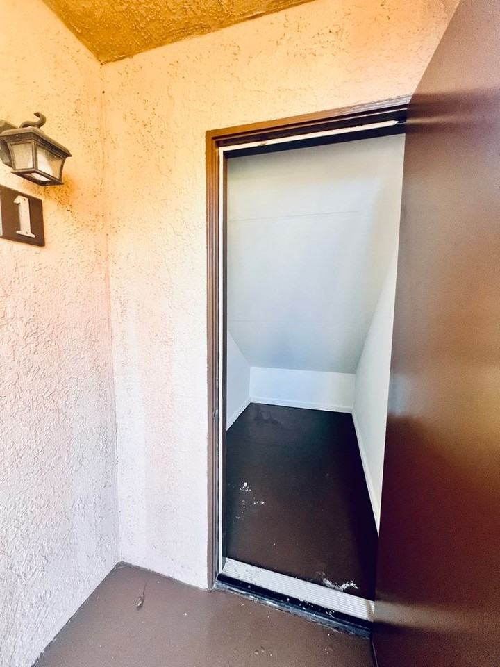 393 Hamilton St #G1 - Photo 4 of 35