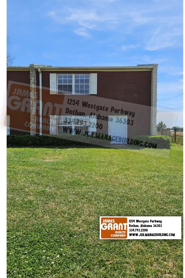 Pecan PlaceNumber 1051698 Napier Field Road (County Road 25) #105 - Photo 2 of 24