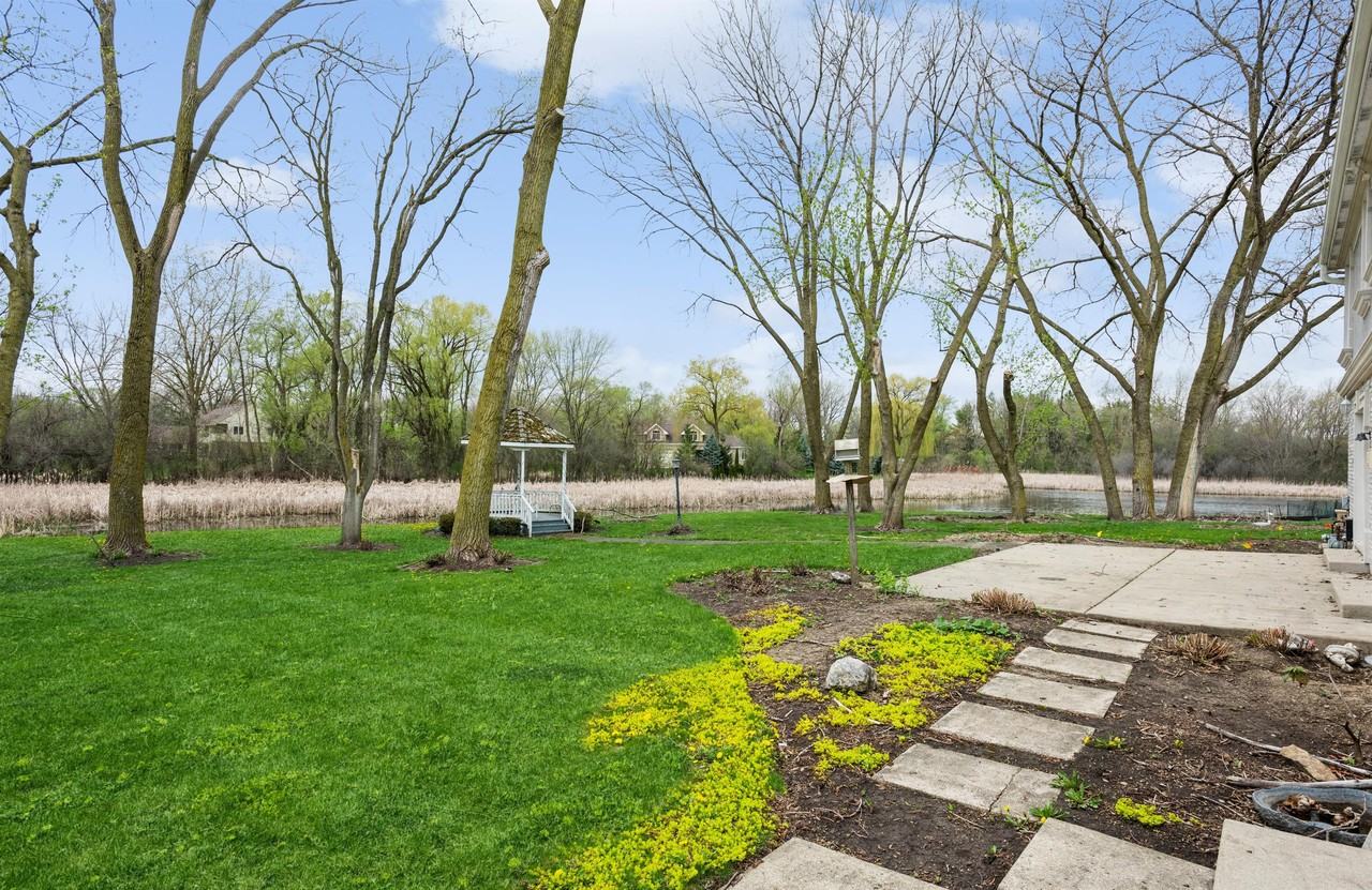 2513 Cavalry Ct #1 - Photo 3 of 18