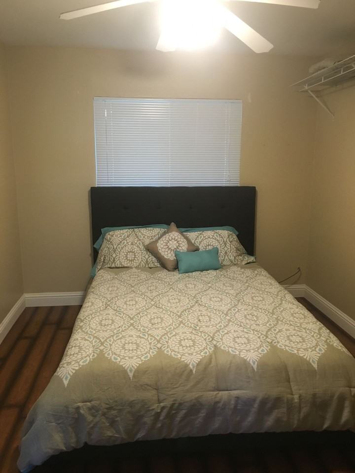 21st St Sixplex - Photo 7 of 7