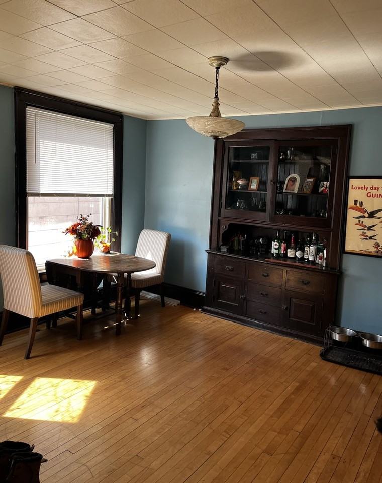 1579 N Warren Ave - Photo 6 of 10