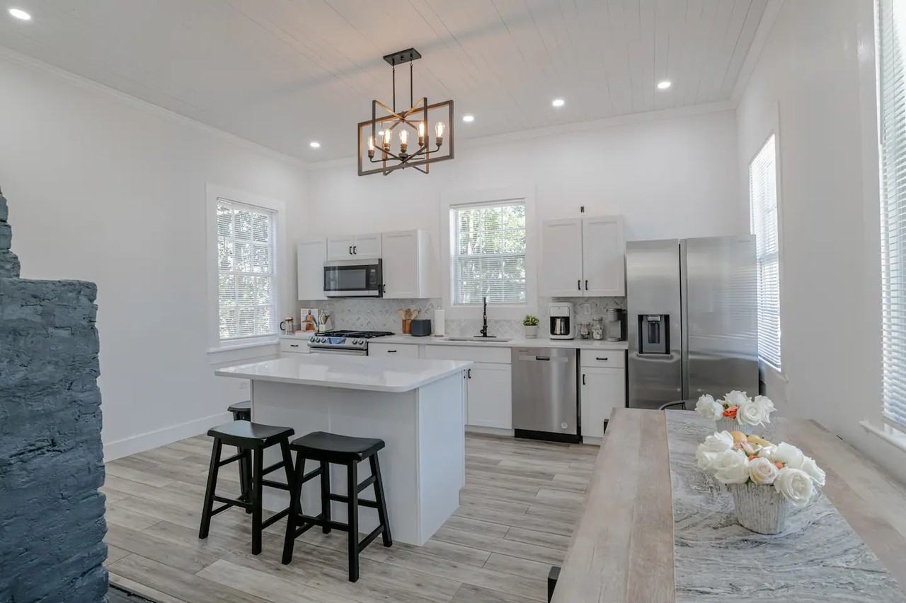 556 Charles Street #1 - Photo 3 of 10