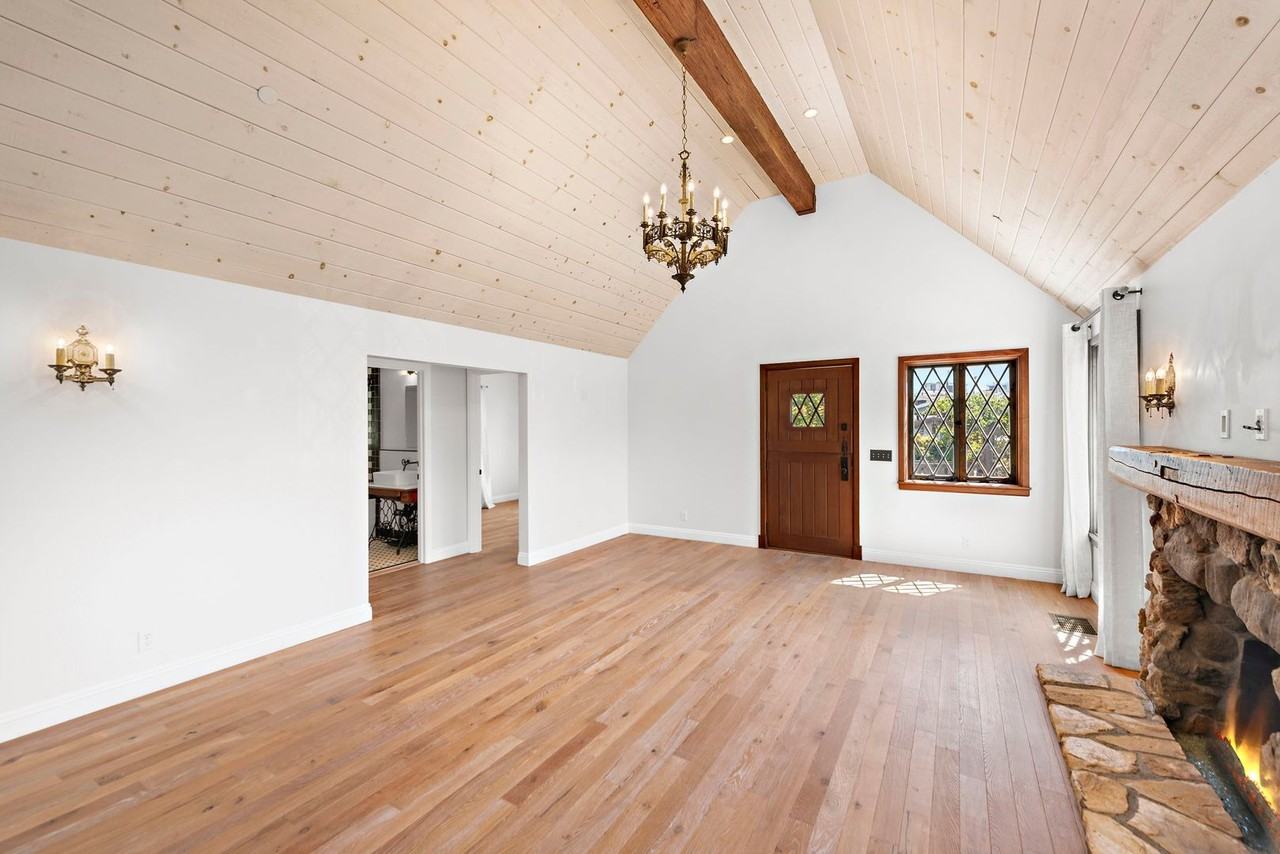 274 Wave St - Photo 7 of 30