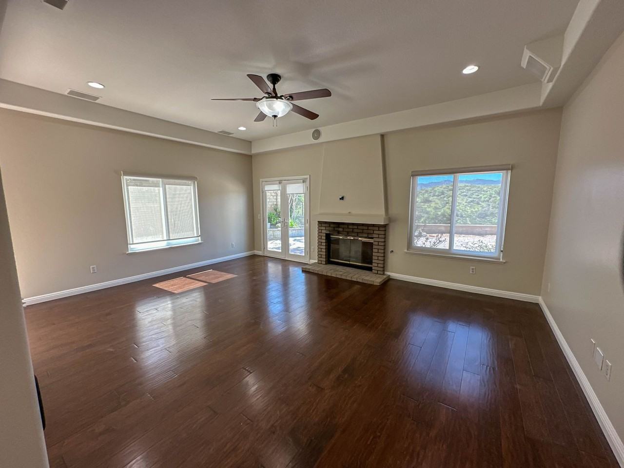 22280 Circle J Ranch Rd - Photo 5 of 26