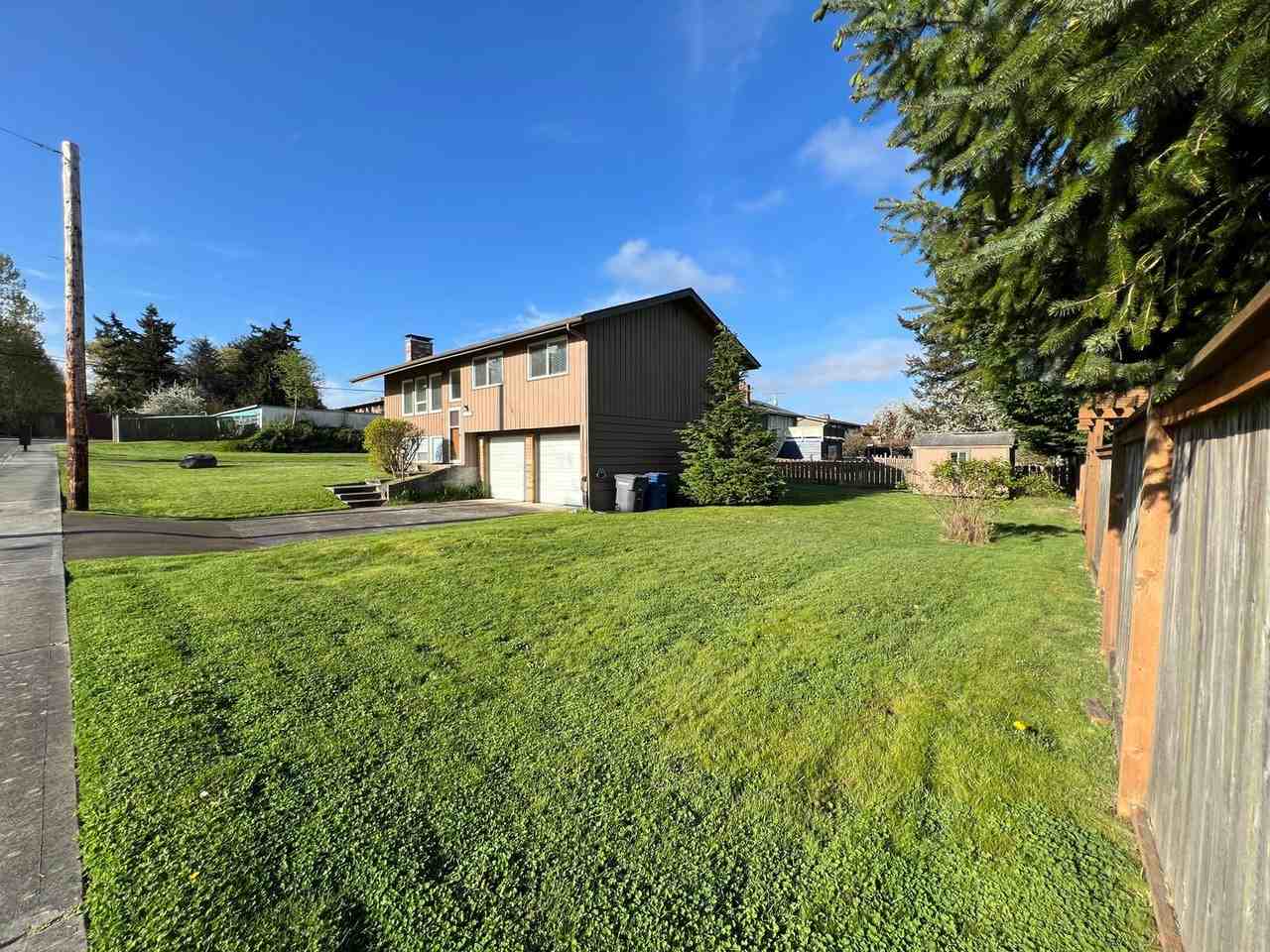 23441 10th Ave S - Photo 3 of 50