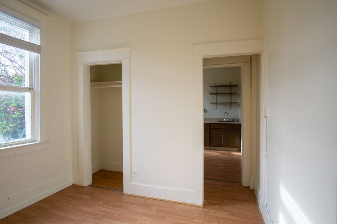 2044 N Kilpatrick St #314 - Photo 6 of 11
