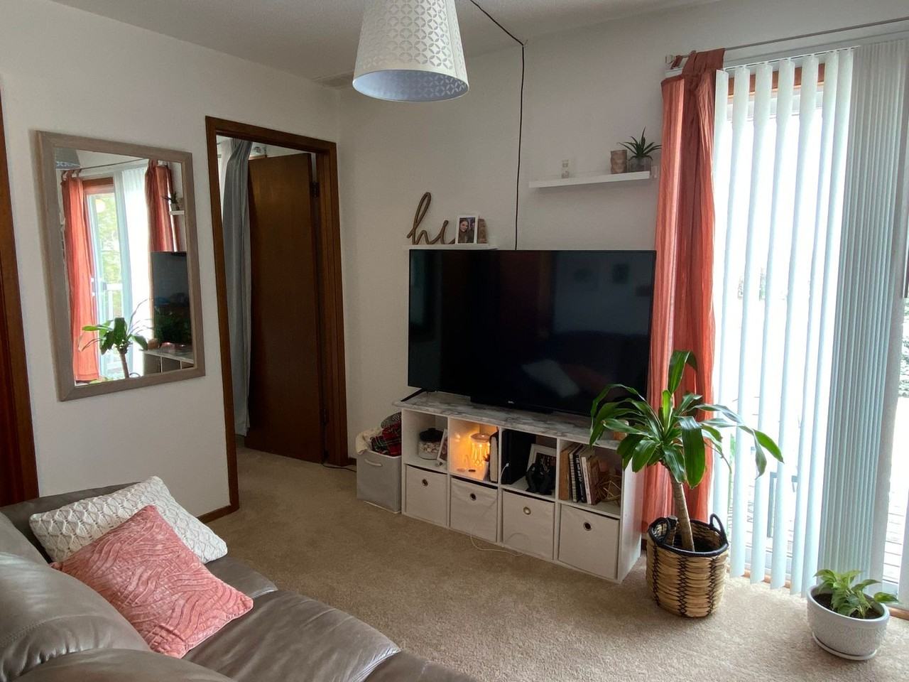 105 Jewel Drive - Photo 4 of 8