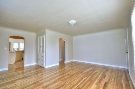 1025 Nw 25th St - Photo 2 of 13