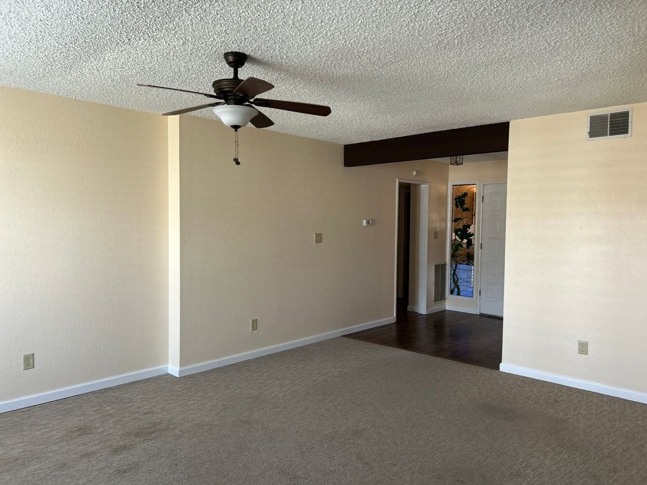 700 Fairhaven Ave - Photo 6 of 15