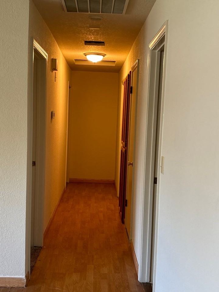 1935 V St - Photo 7 of 14