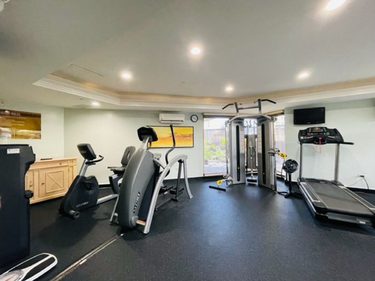 440 Olohana St #2006 - Photo 3 of 11