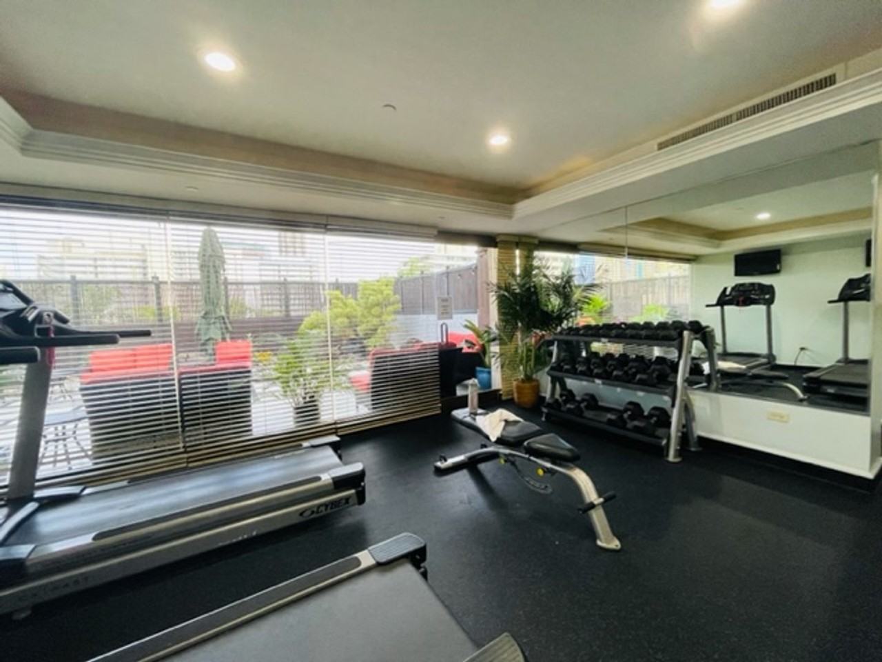 440 Olohana St #2006 - Photo 4 of 11