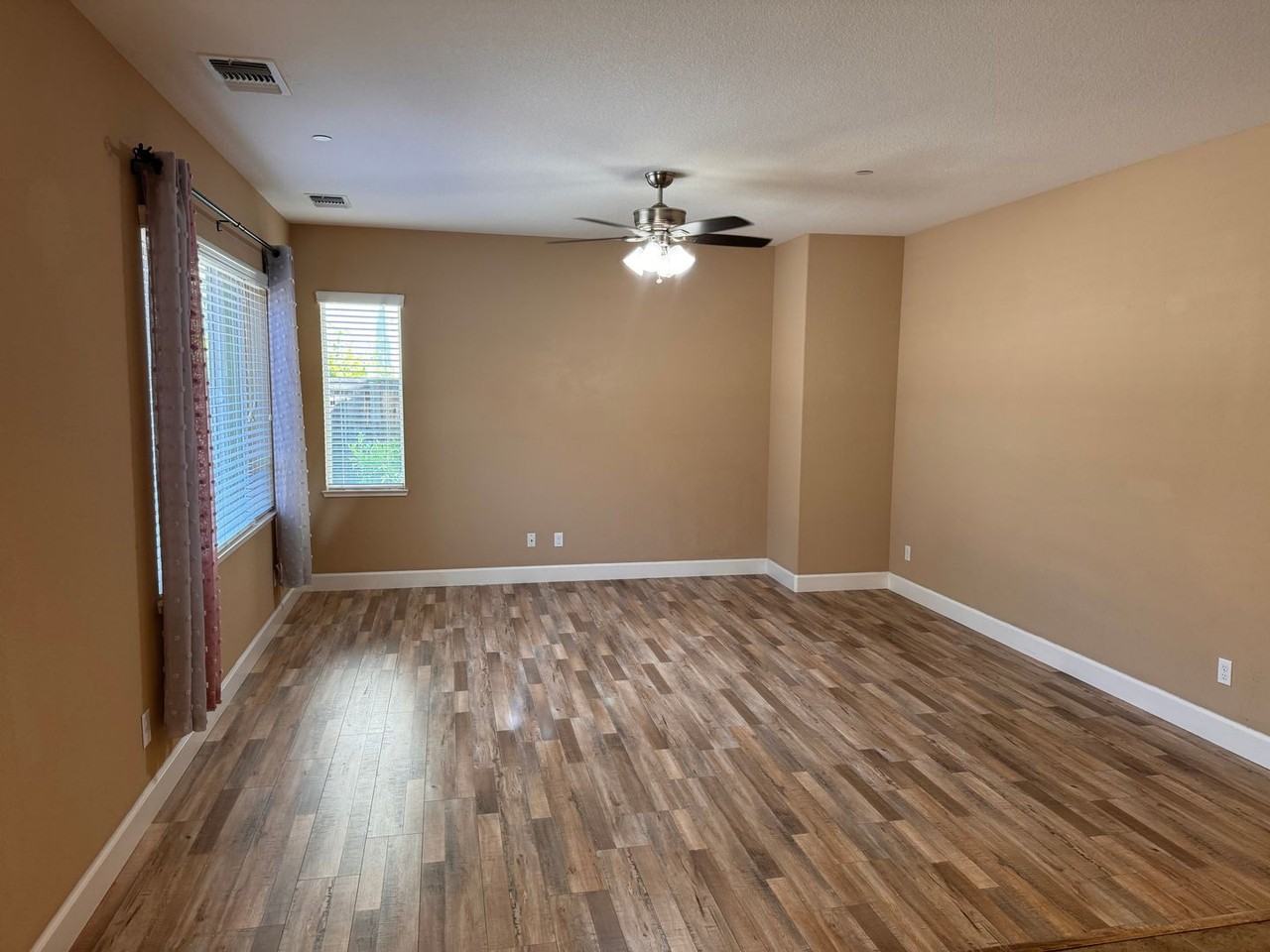 1455 Bicker Cir - Photo 6 of 23