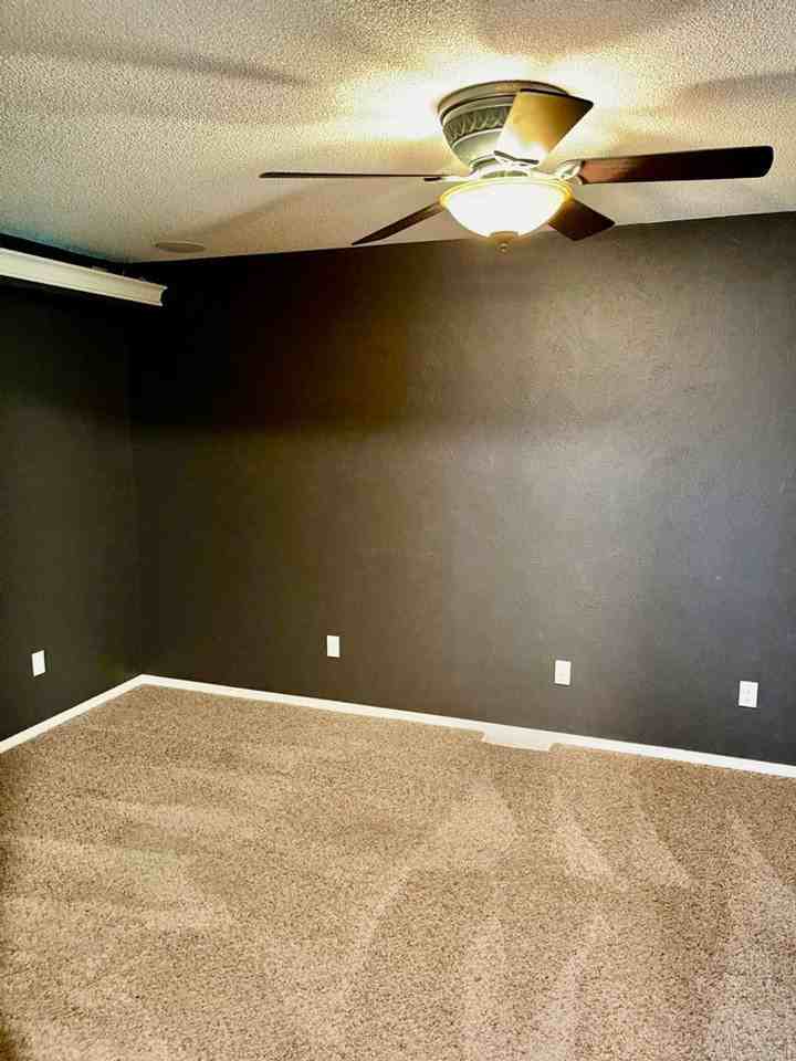 17502 E Whitaker Dr - Photo 3 of 18