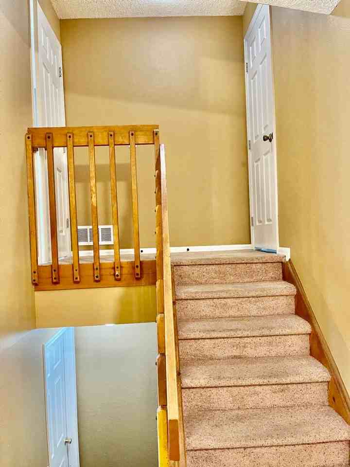 17502 E Whitaker Dr - Photo 6 of 18
