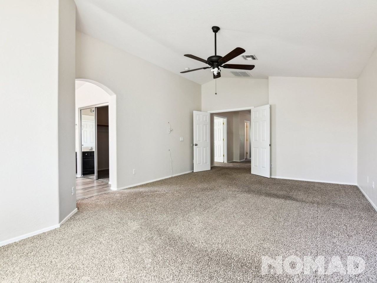 6041 N Pajaro Ln - Photo 4 of 26