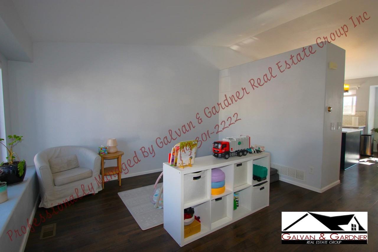 4995 Hawk Springs Dr - Photo 3 of 29