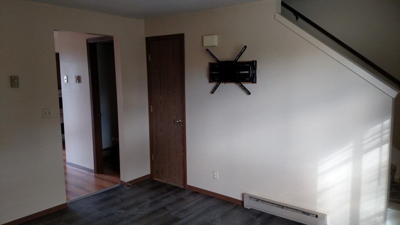 25 Martha Rd #1 - Photo 2 of 11